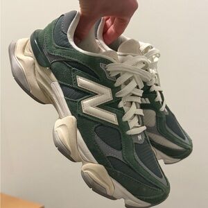New Balance 9060 Green